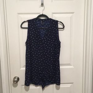 Knot front tank